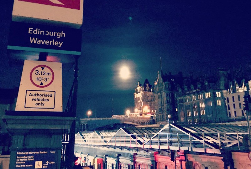 Edinburgh Waverley Trains Station