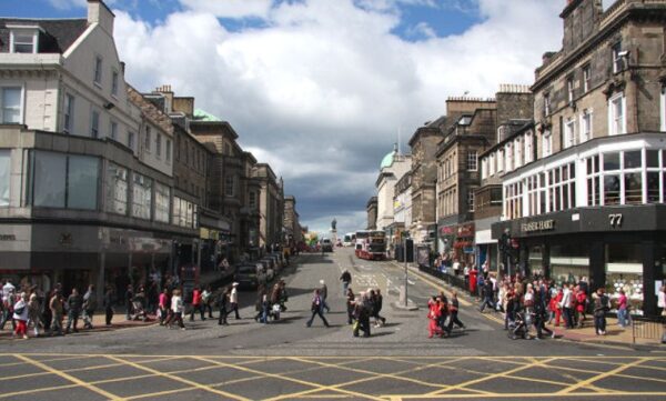 Proposed site for new 14-metre illuminated advertisement on scaffolding at the Princes Street and Hanover Street junction, Edinburgh