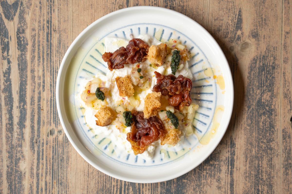 Burrata with prosciutto crisps at The Blackbird in Edinburgh